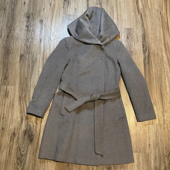Cole Haan Woman Wool Coat Mid-length Size 6 Gray Belted Asymmetrical Zip Lined‎ - Picture 1 of 13